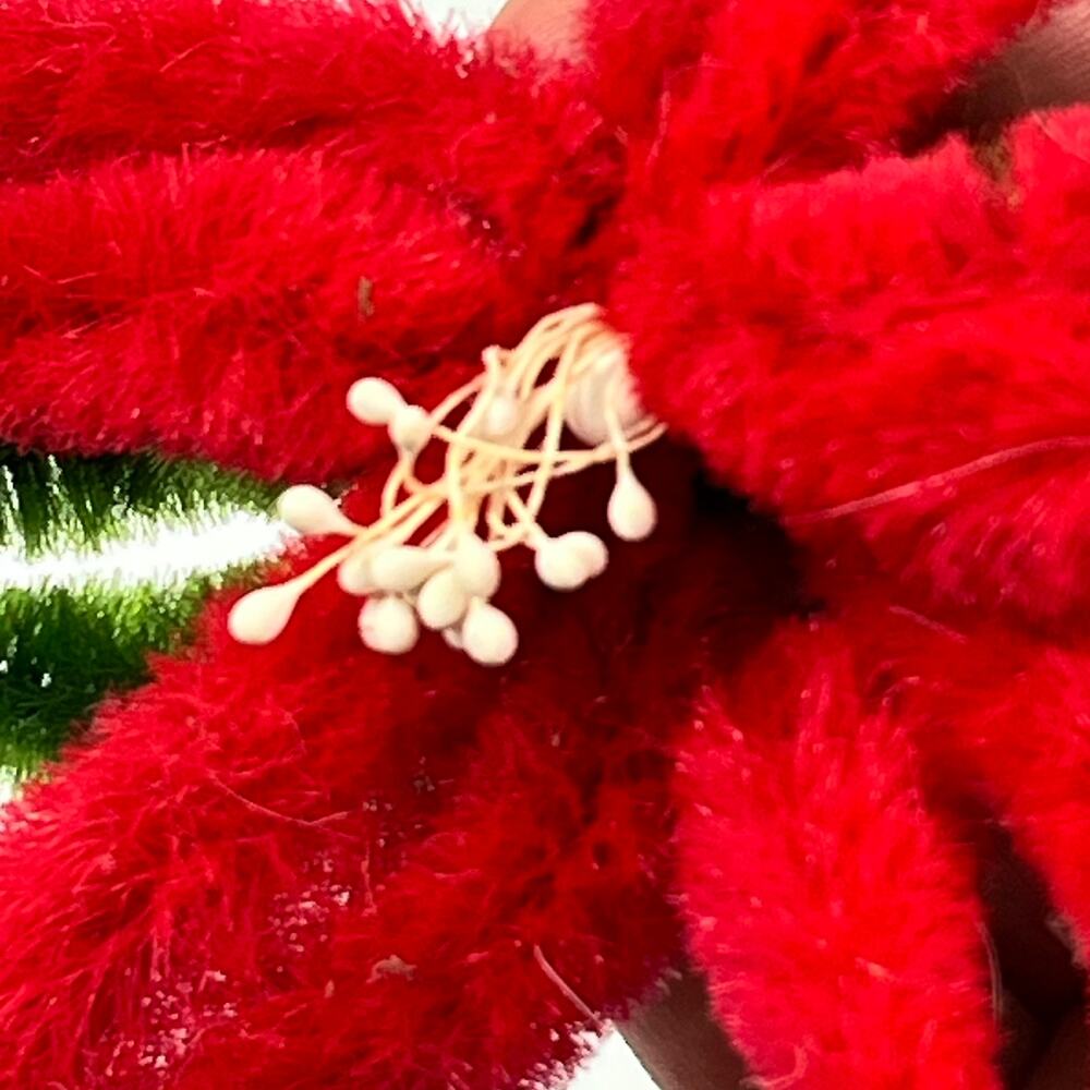 Vtg Mid‑Century Chenille Pipe Cleaner Poinsettia Elf Figurine Set Christmas - Picture 5 of 7